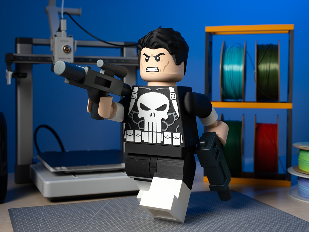 The One-Man Army: Punisher Modular Figure!